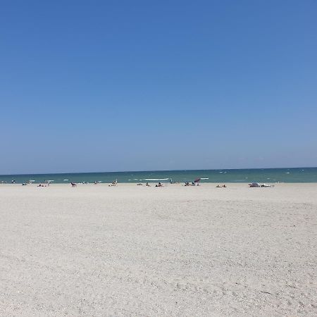 Blue Apartament Mamaia Eksteriør billede